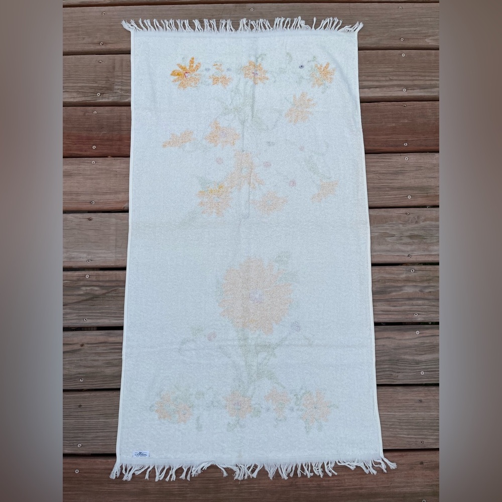 Vintage Cannon Bath Towel Lot 70s Retro Hydrangea Iris Daisy Floral Fringe MCM - Picture 11 of 16